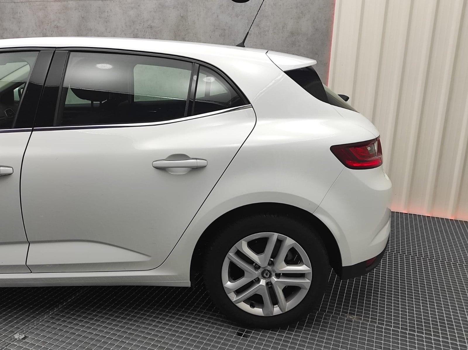 RENAULT MÉGANE 1.5DCI BUSINESS 115CV 9 