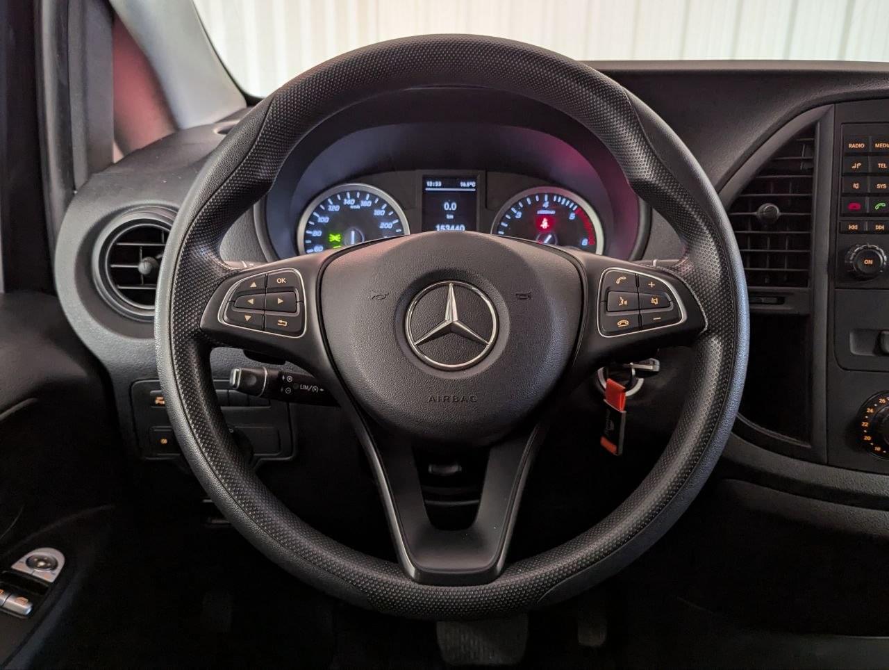 MERCEDES VITO TOURER 116CDI AT LARGA 163CV 9 PLAZAS 27 