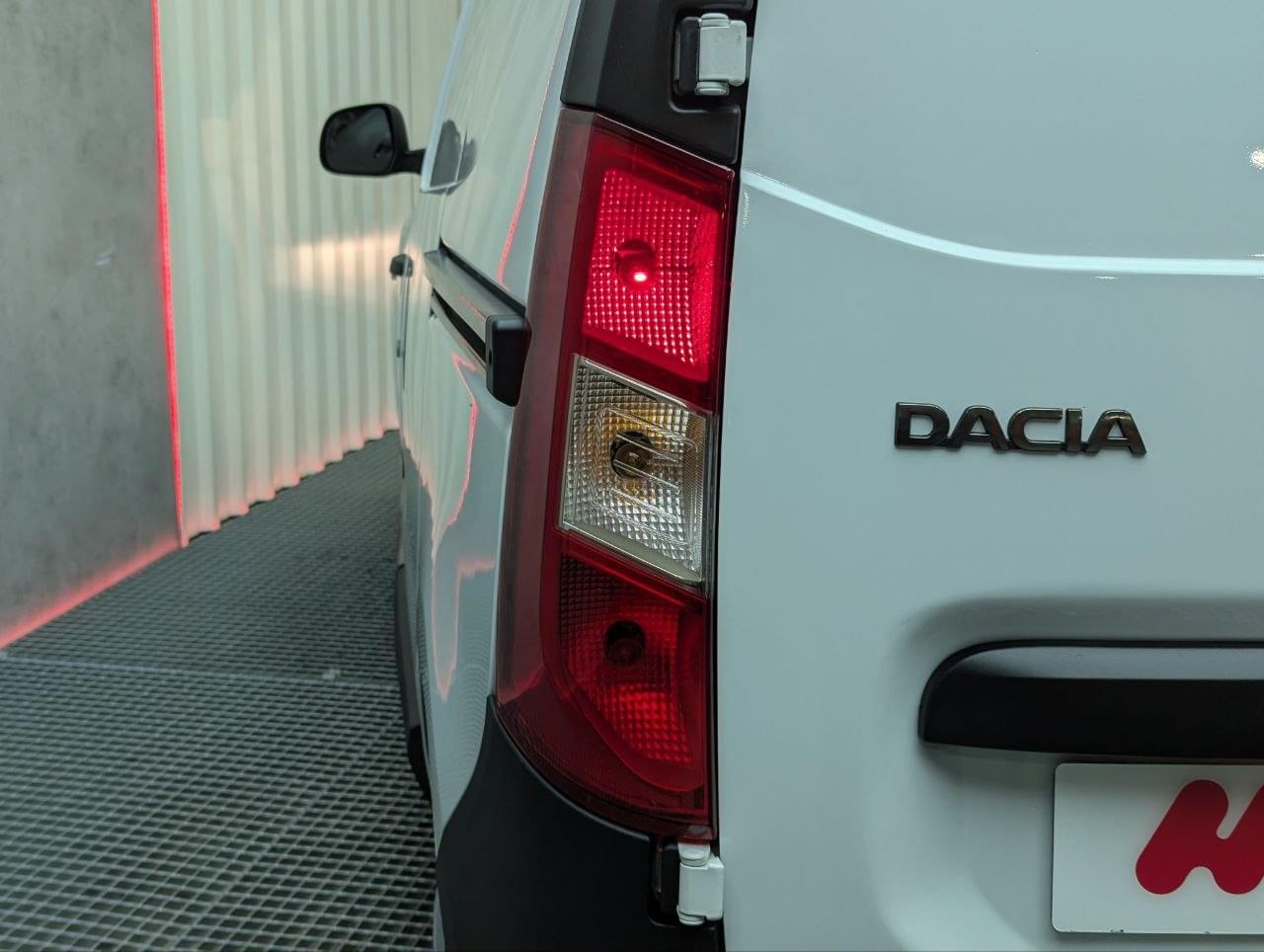 DACIA DOKKER VAN 1.5 BLUE DCI 95CV  ESSENTIAL 16 