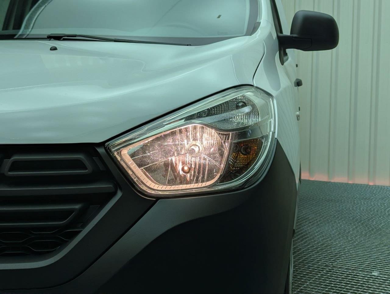 DACIA DOKKER VAN 1.5 BLUE DCI 95CV  ESSENTIAL 5 