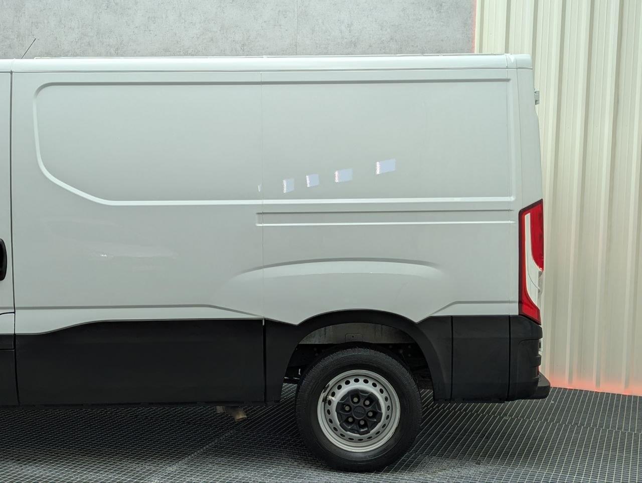 IVECO DAILY 35S12 2.3 MJET 115CV L2 H1 8 