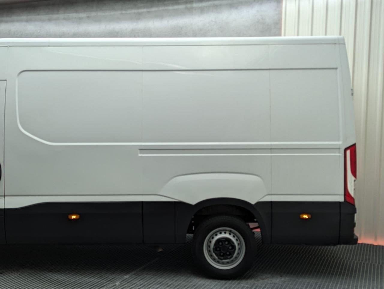 IVECO DAILY FURGON 35S16 L3H2 160CV 8 