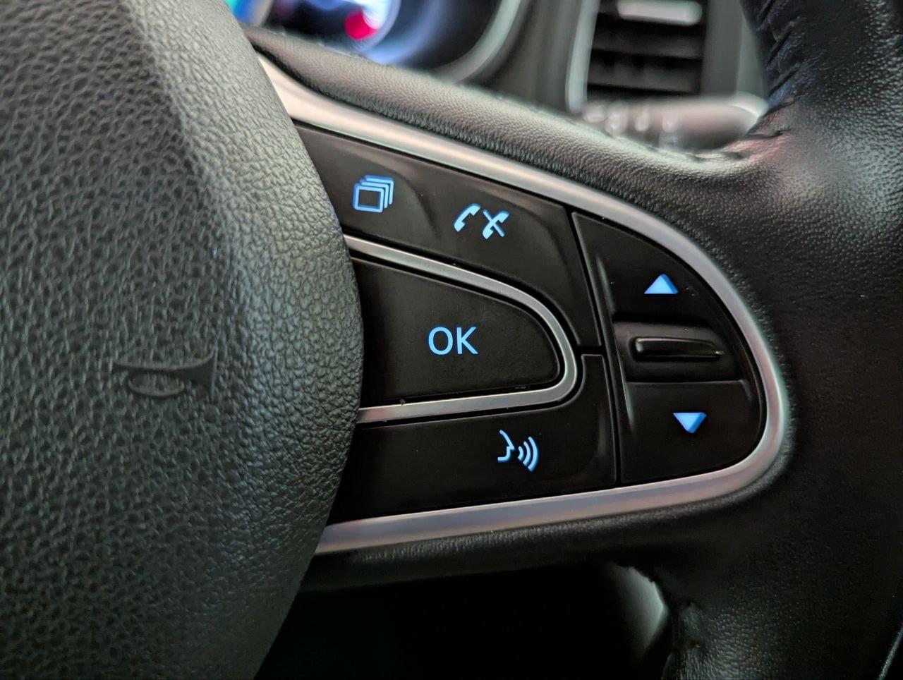 RENAULT MÉGANE 1.5 BLUEDCI LIMITED BLUE 95CV 36 