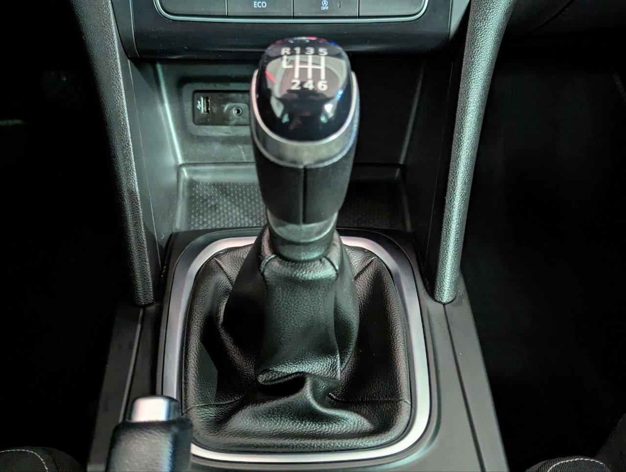 RENAULT MÉGANE 1.5 BLUEDCI LIMITED BLUE 95CV 25 