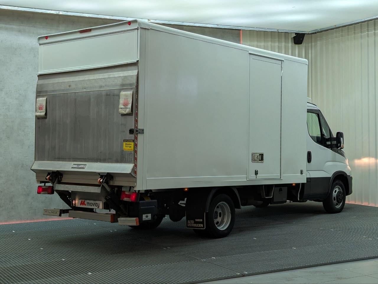imagen de IVECO 35C14 2.3 136CV CARROZADO CON PLATAFORMA - REF: 01270