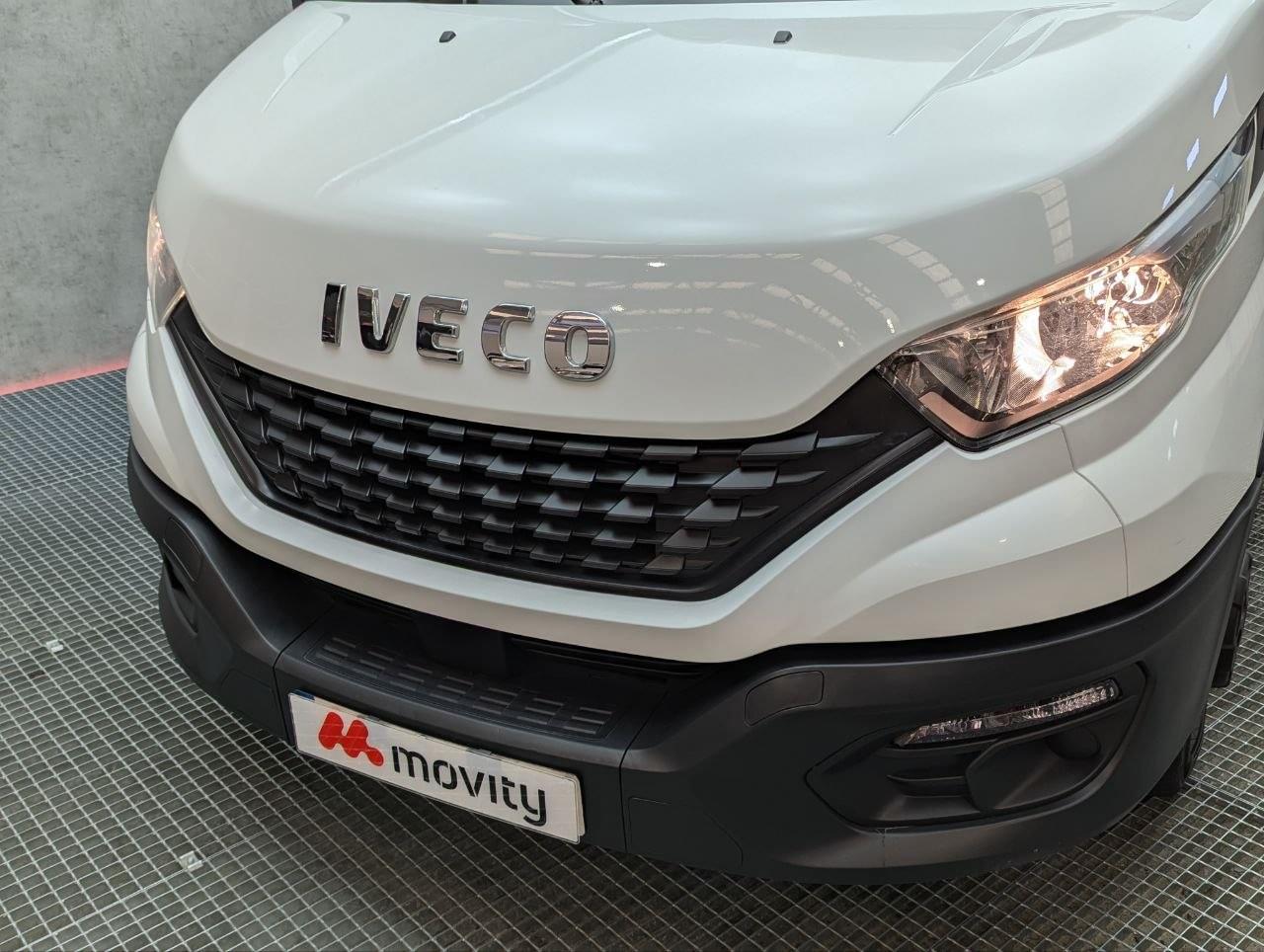 IVECO 35C14 2.3 136CV CARROZADO CON PLATAFORMA 13 