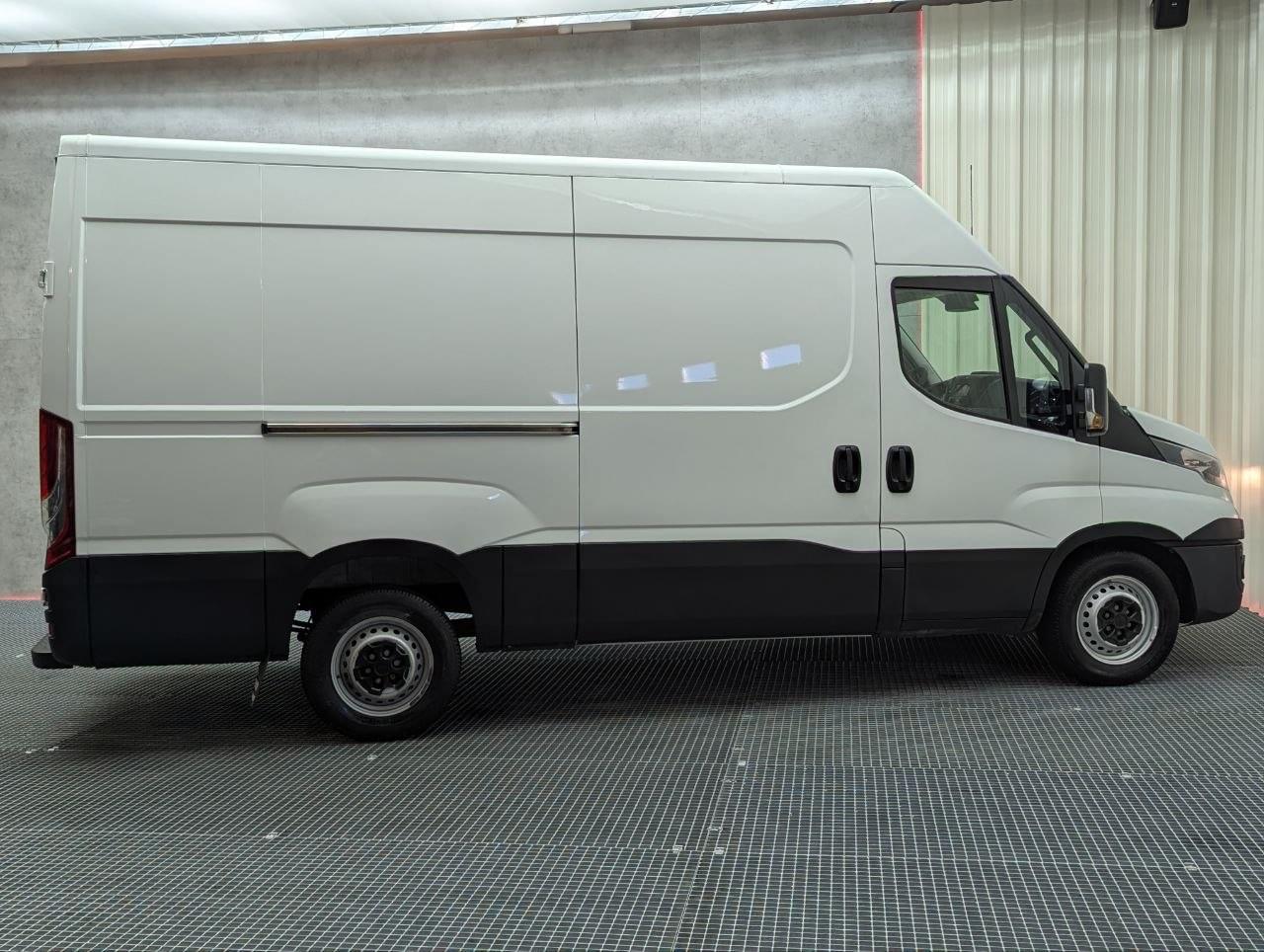 IVECO DAILY FURGON 35S16 L3H2 160CV 15 