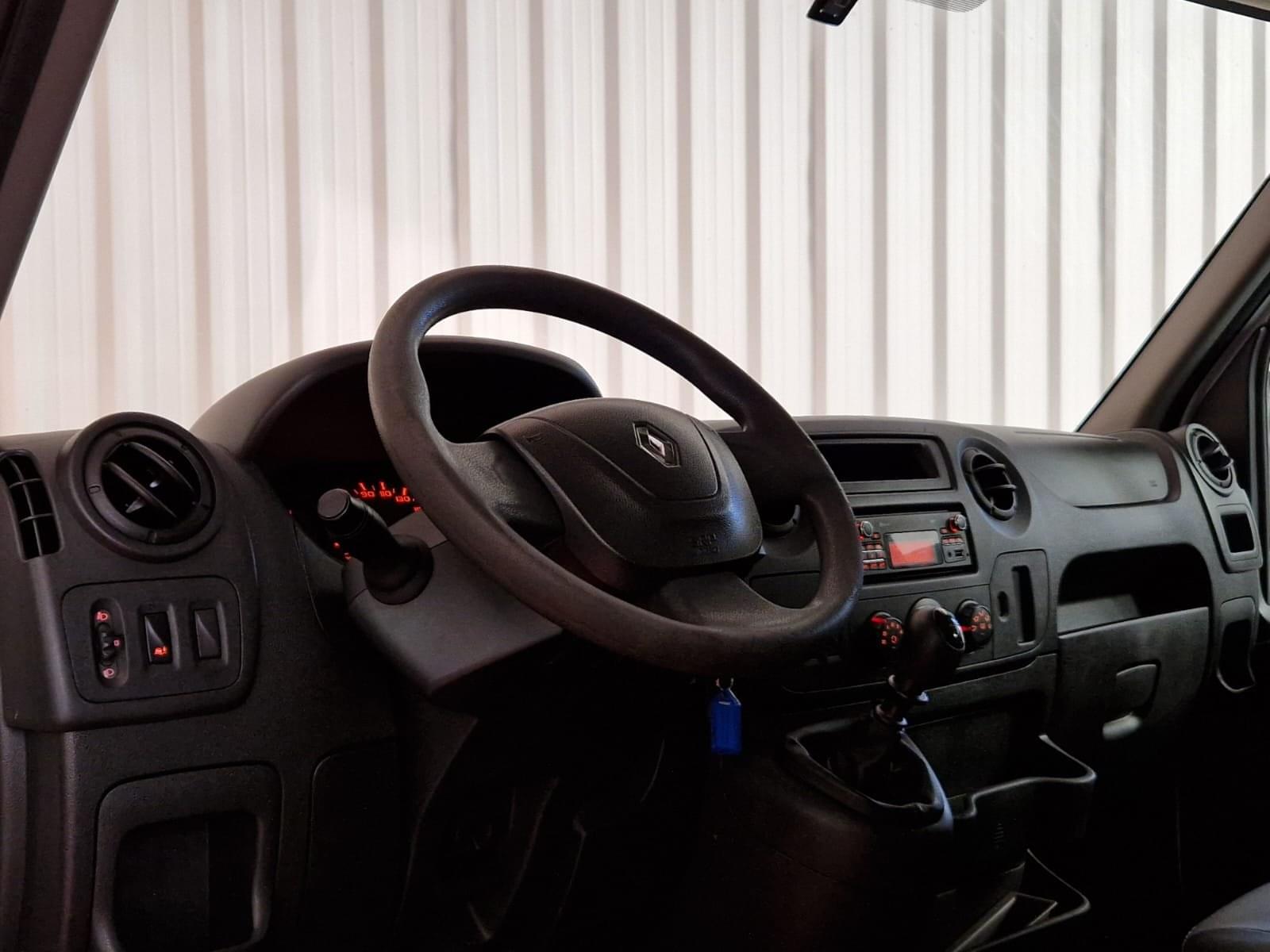 RENAULT MASTER 2.3 DCI 125CV CAJA ABIERTA DOBLE CABINA 19 