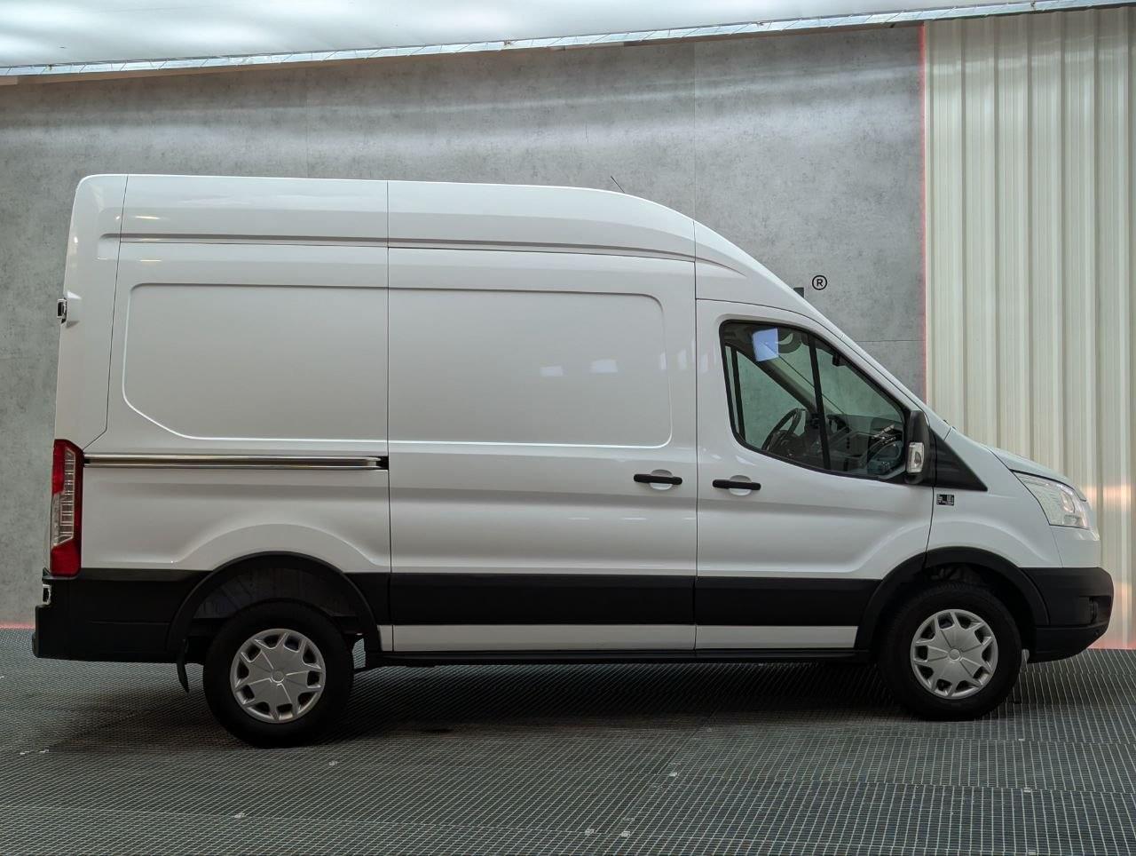 FORD TRANSIT FURGON 330 2.0 TDCI 130CV L2H3 15 