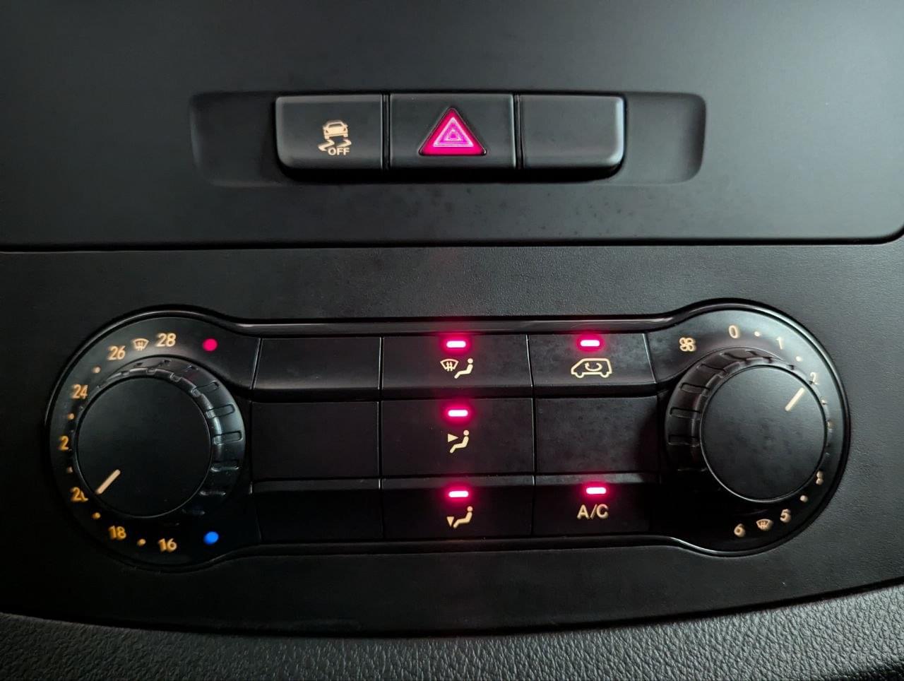 MERCEDES VITO FURGON 114CDI EXTRA LARGO 26 