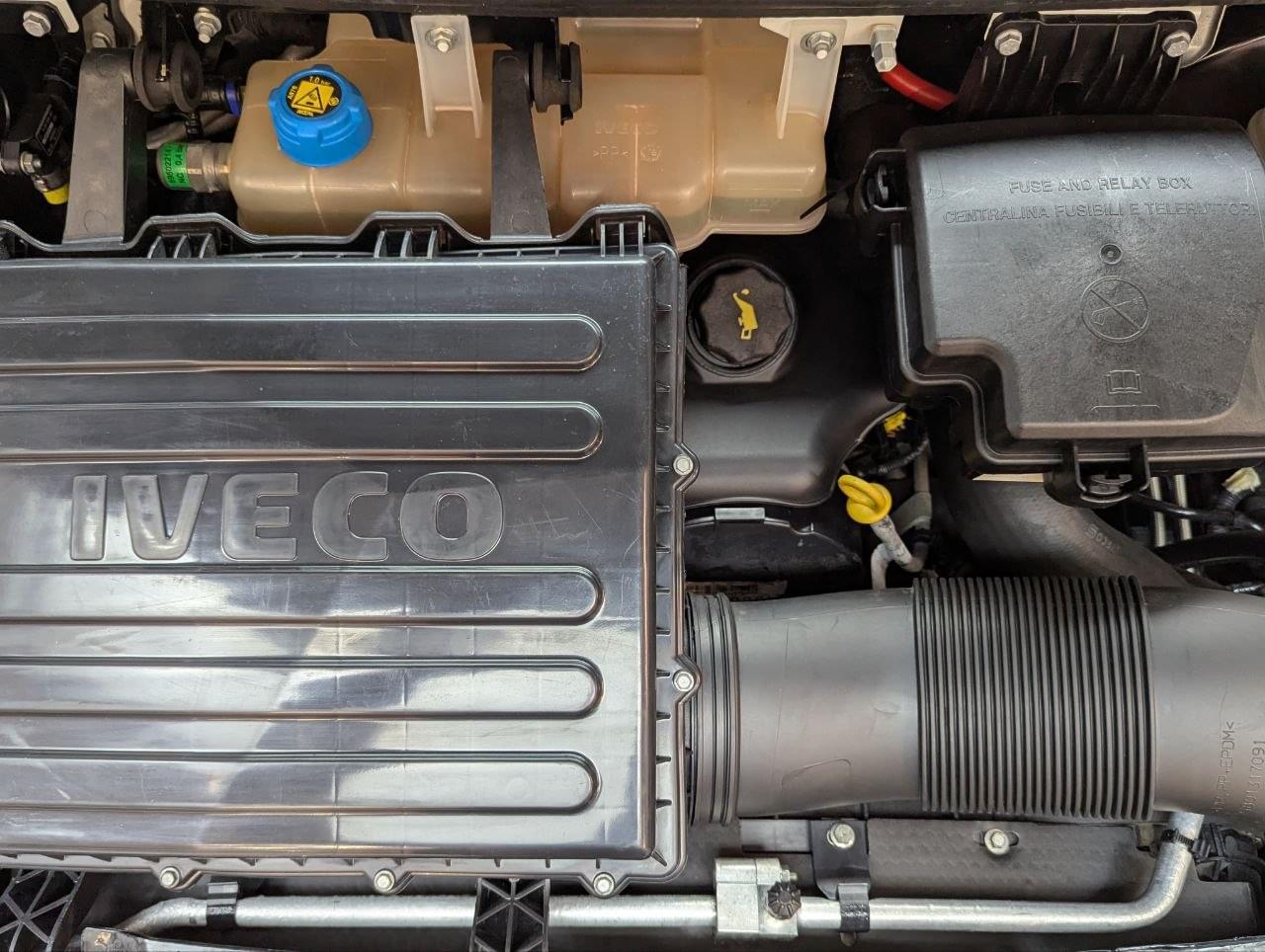 IVECO DAILY 2.3 MJET 35S16 L3H3 160CV AUT 10 