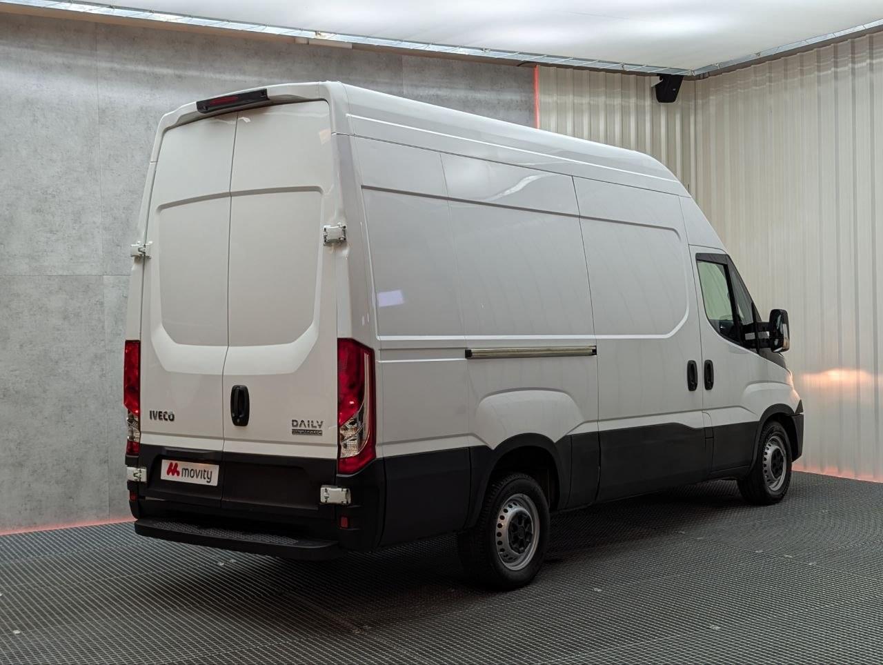 IVECO DAILY 2.3 MJET 35S16 L3H3 160CV AUT 13 