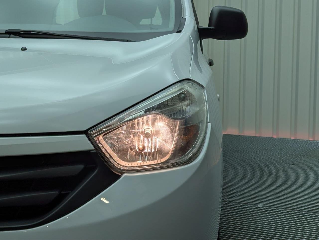DACIA LODGY AMBIANCE 1.6 GASOLINA 102 CV 5 