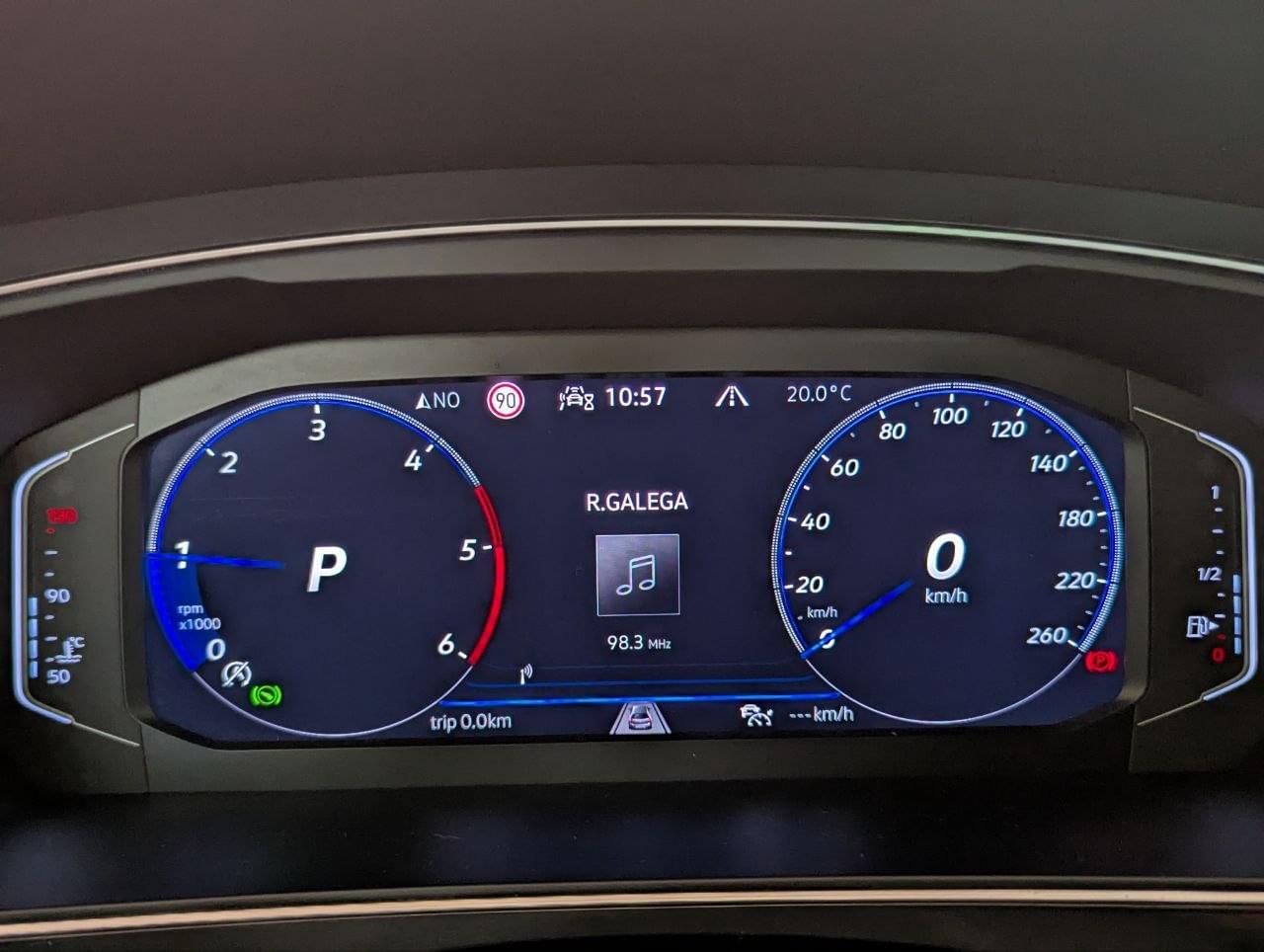 VOLKSWAGEN TIGUAN  R-LINE 2.0 TDI 150CV DSG 31 