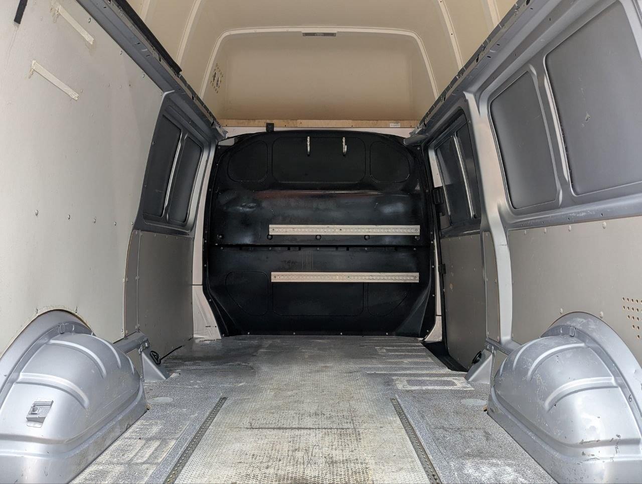 VOLKSWAGEN TRANSPORTER T6 FURGON 2.0TDI 100CV L2H2 23 