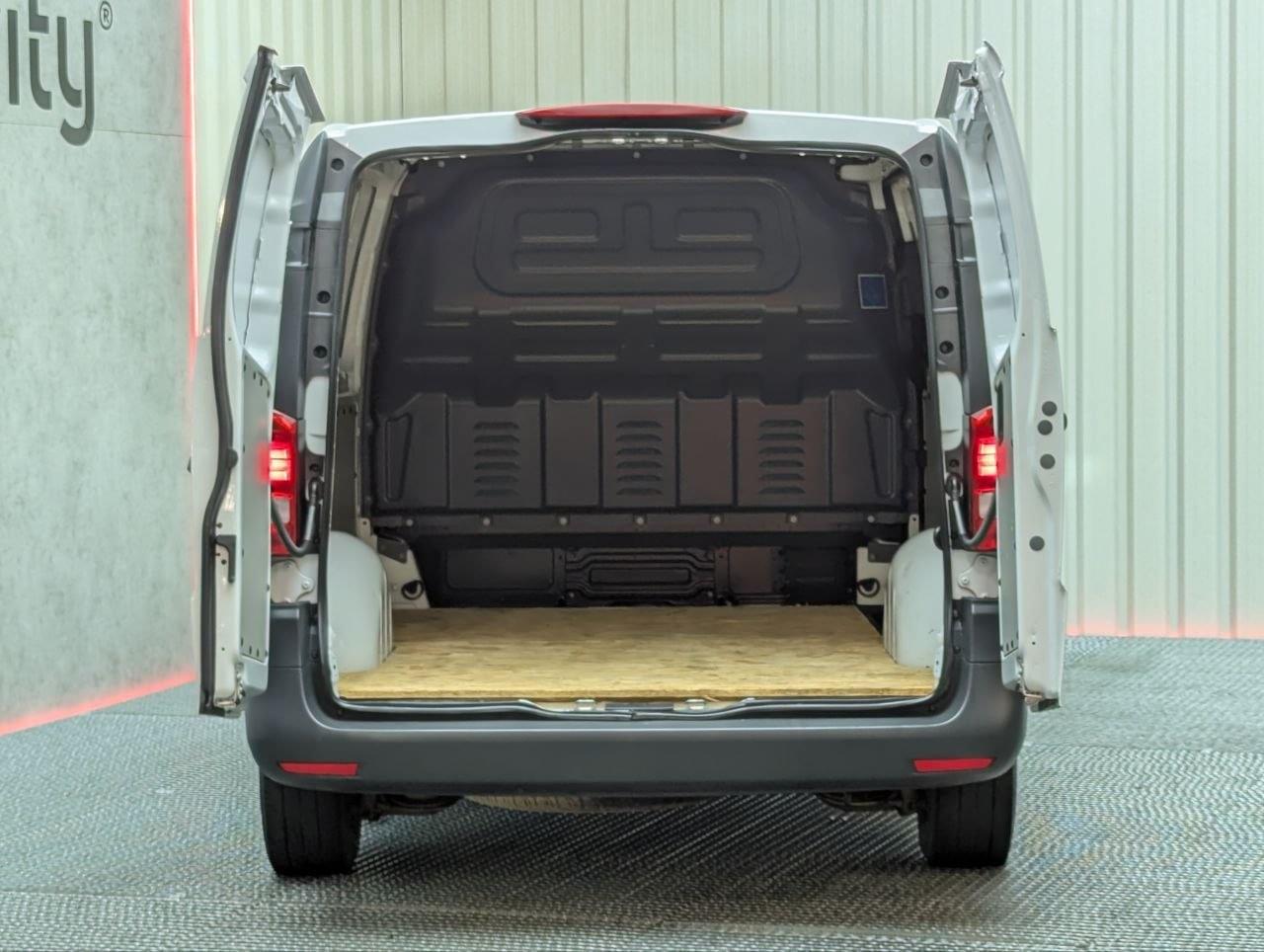 MERCEDES VITO FURGON LARGO 114CDI 18 