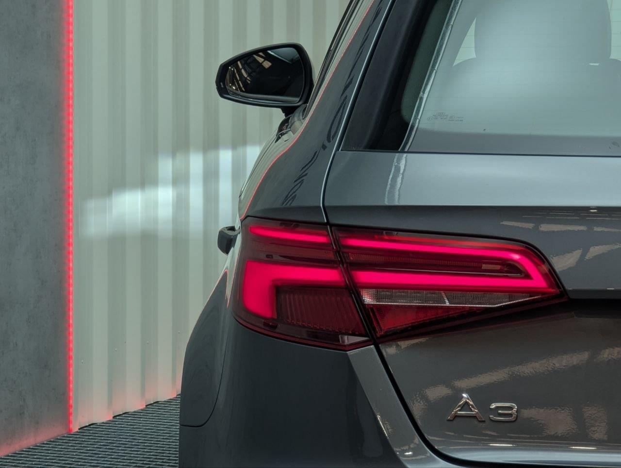 AUDI A3 SPORTBACK 30TDI 116CV DESIGN 18 