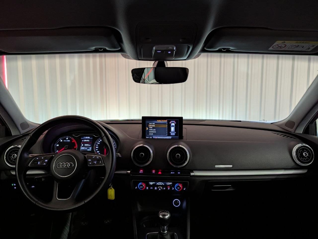 AUDI A3 SPORTBACK 30TDI 116CV DESIGN 24 
