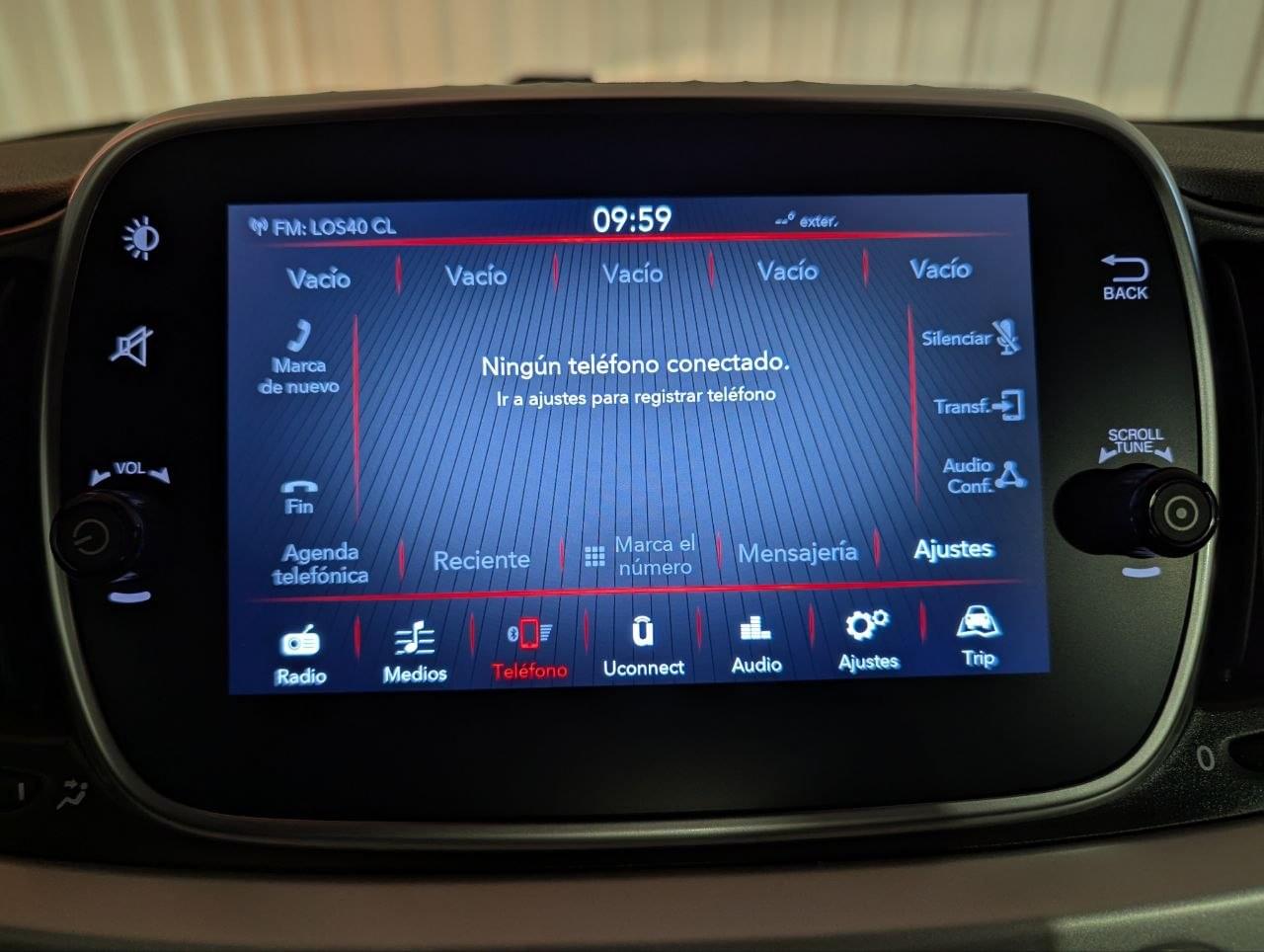 FIAT 500 1.0 HYBRID CONNECT 70CV 33 