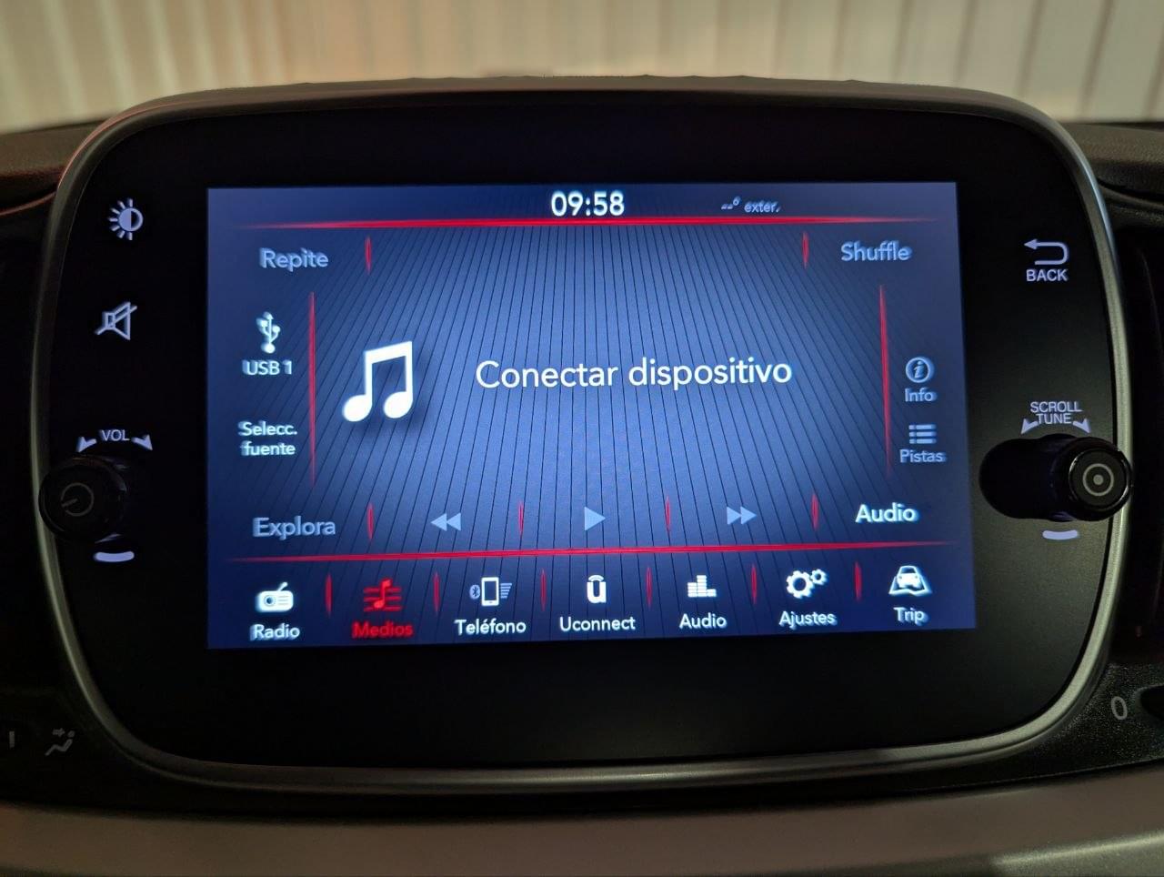 FIAT 500 1.0 HYBRID CONNECT 70CV 34 