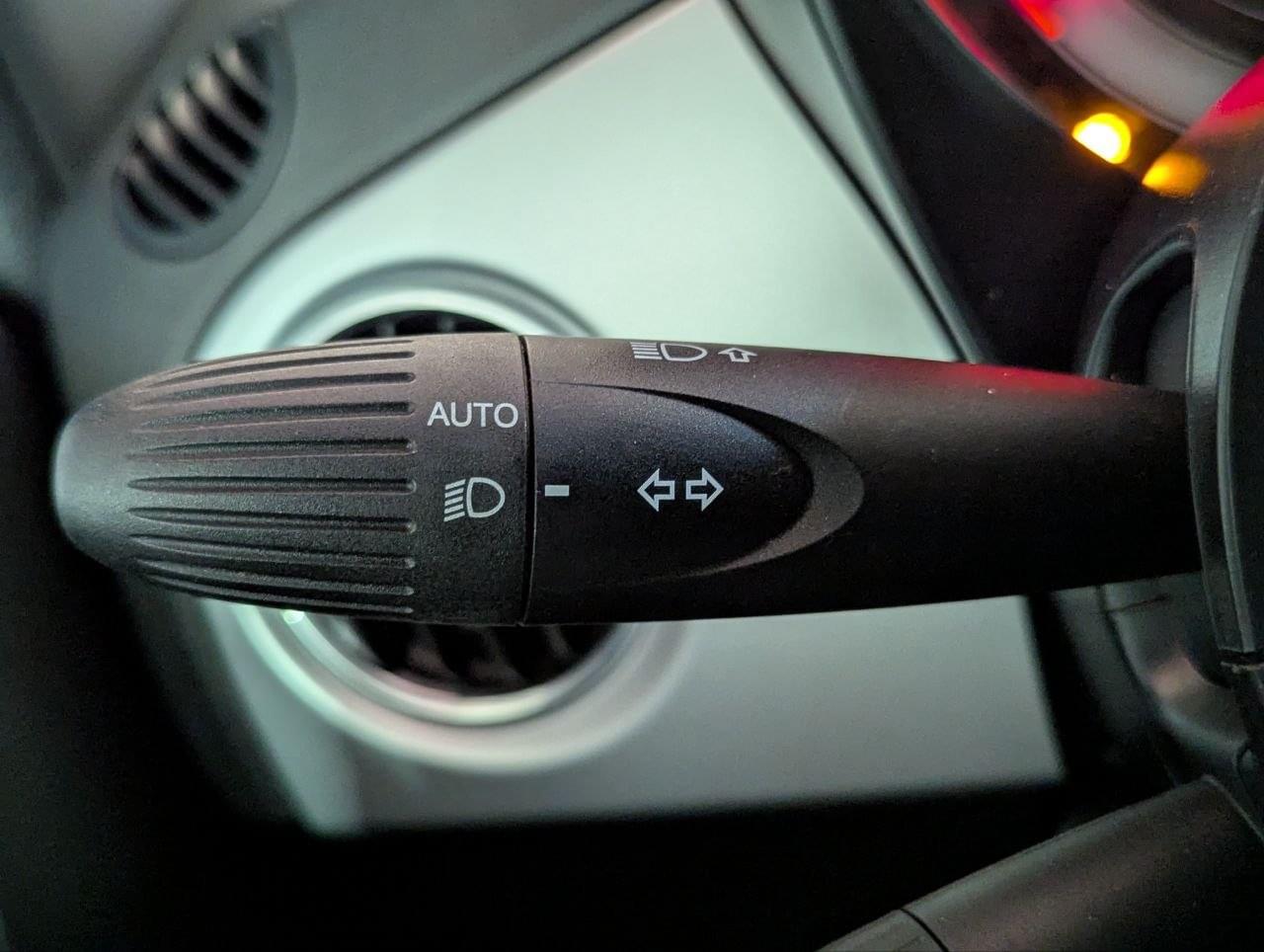 FIAT 500 1.0 HYBRID CONNECT 70CV 38 