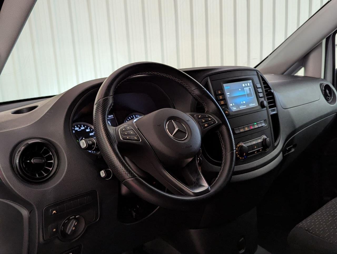 MERCEDES VITO 114 CDI COMPACTA AUTOMATICA 19 