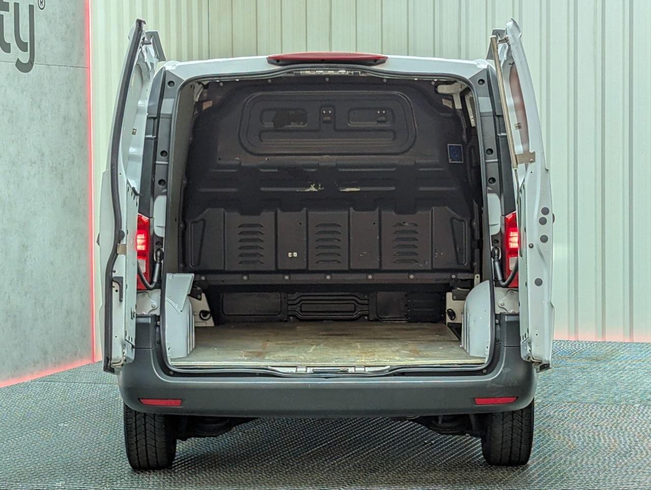 MERCEDES VITO 114 CDI COMPACTA AUTOMATICA 18 