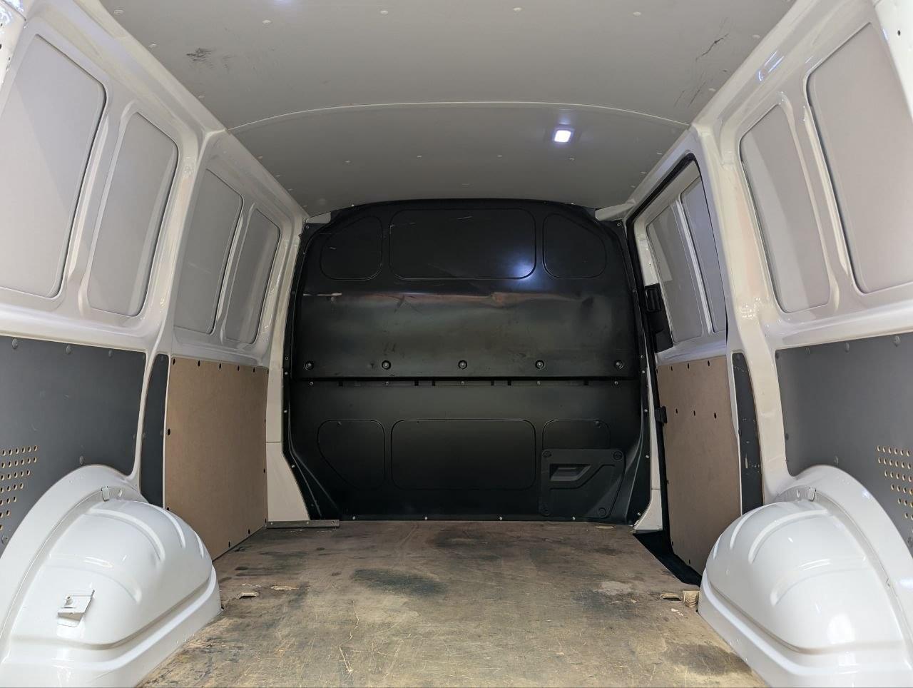 VOLKSWAGEN TRANSPORTER FURGON 2.0 TDI 150CV L1H1 23 