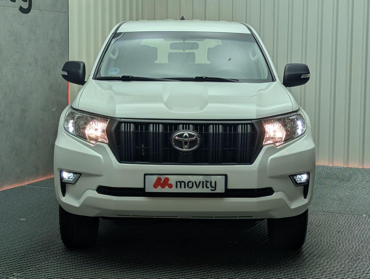 TOYOTA LAND CRUISER 2.8 D-4D 5PL GX 177CV 11 