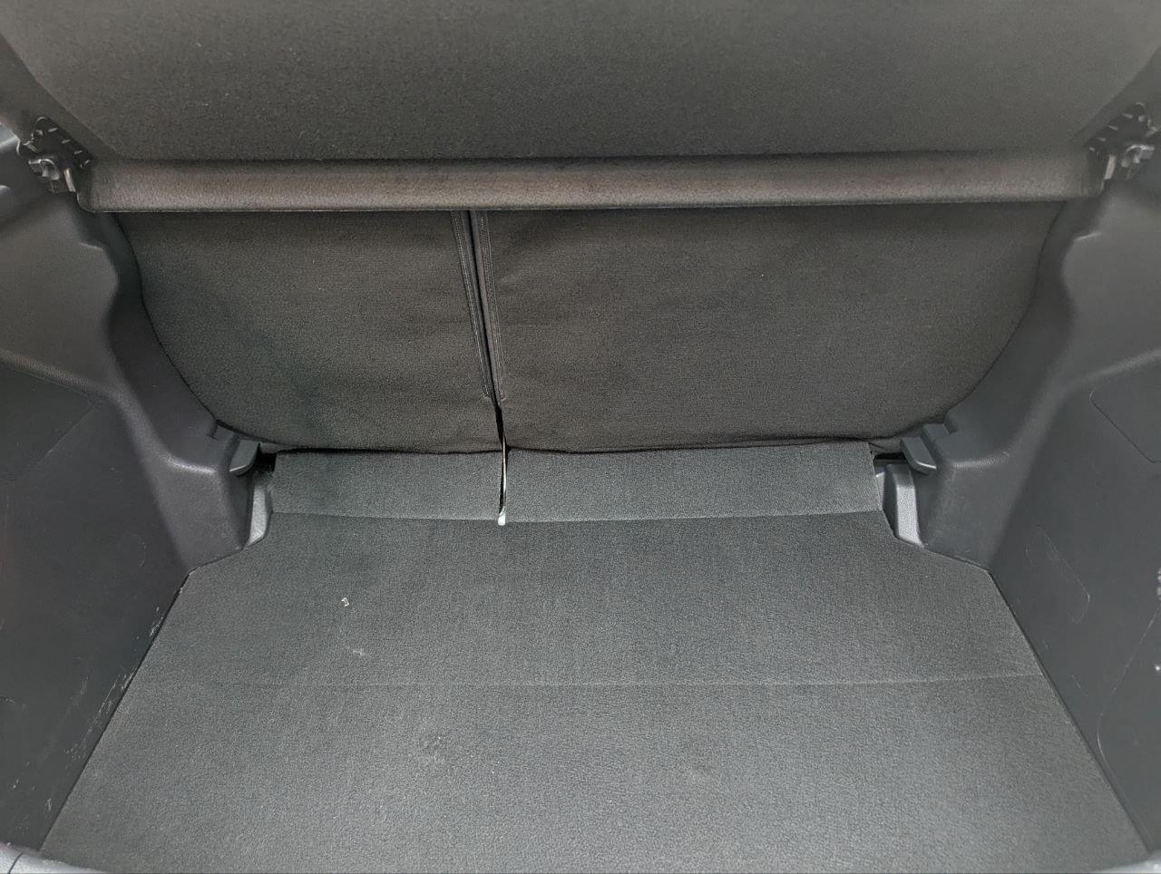 TOYOTA YARIS HIBRIDO 120H E-CVT 5P BUSINESS PLUS 23 