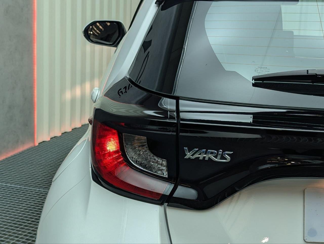 TOYOTA YARIS HIBRIDO 120H E-CVT 5P BUSINESS PLUS 18 