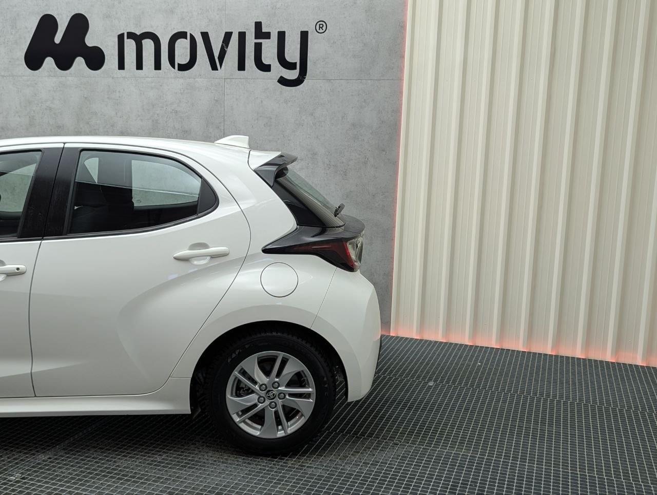 TOYOTA YARIS HIBRIDO 120H E-CVT 5P BUSINESS PLUS 8 
