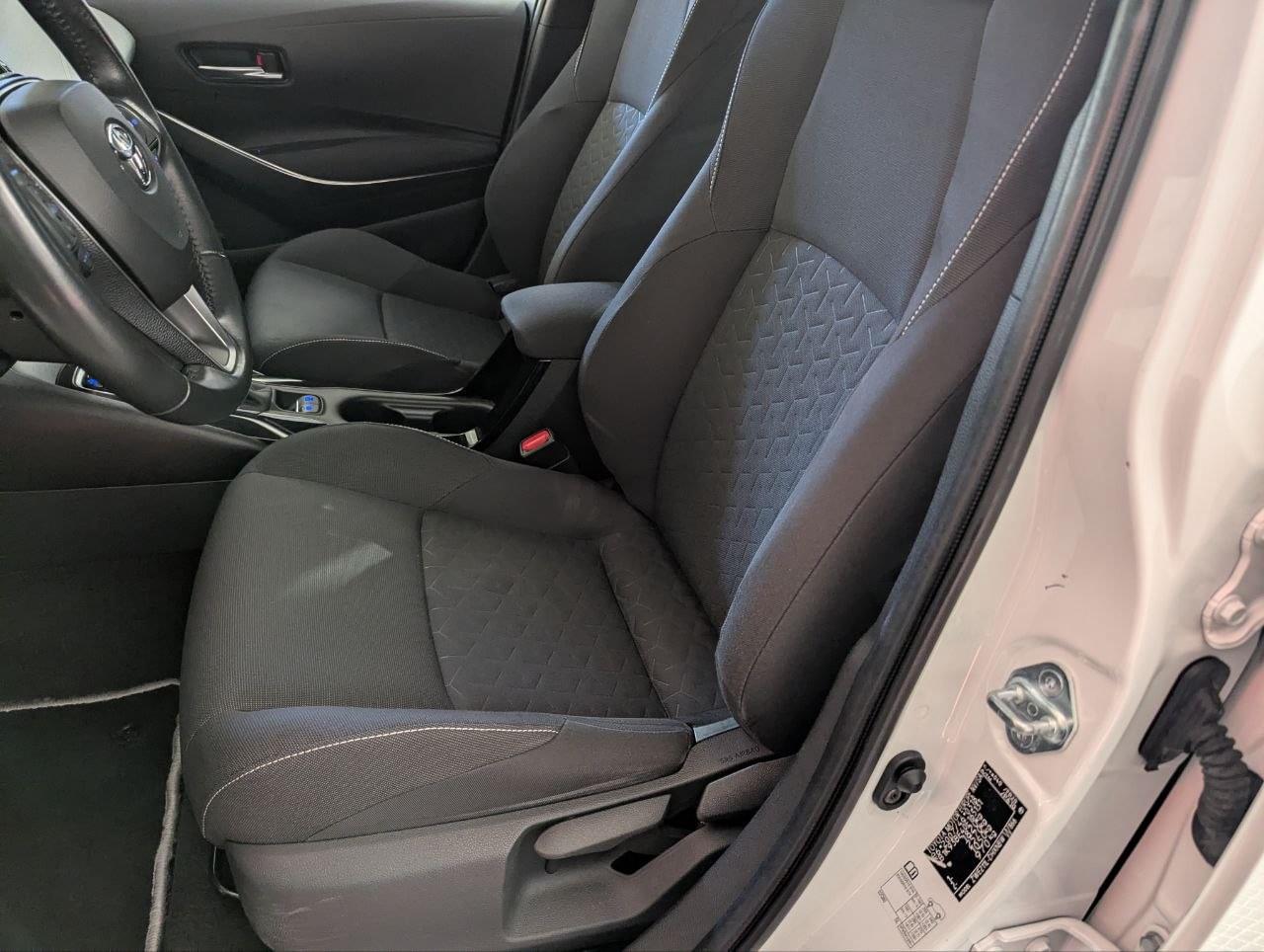 TOYOTA COROLLA 125H BUSINESS PLUS E-CVT 21 