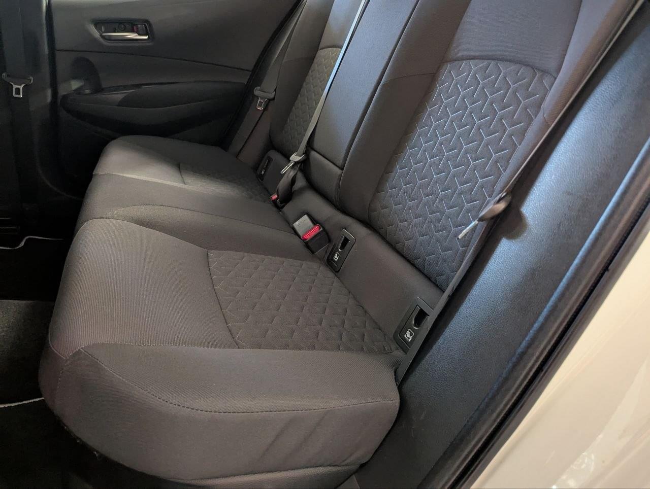 TOYOTA COROLLA 125H BUSINESS PLUS E-CVT 22 