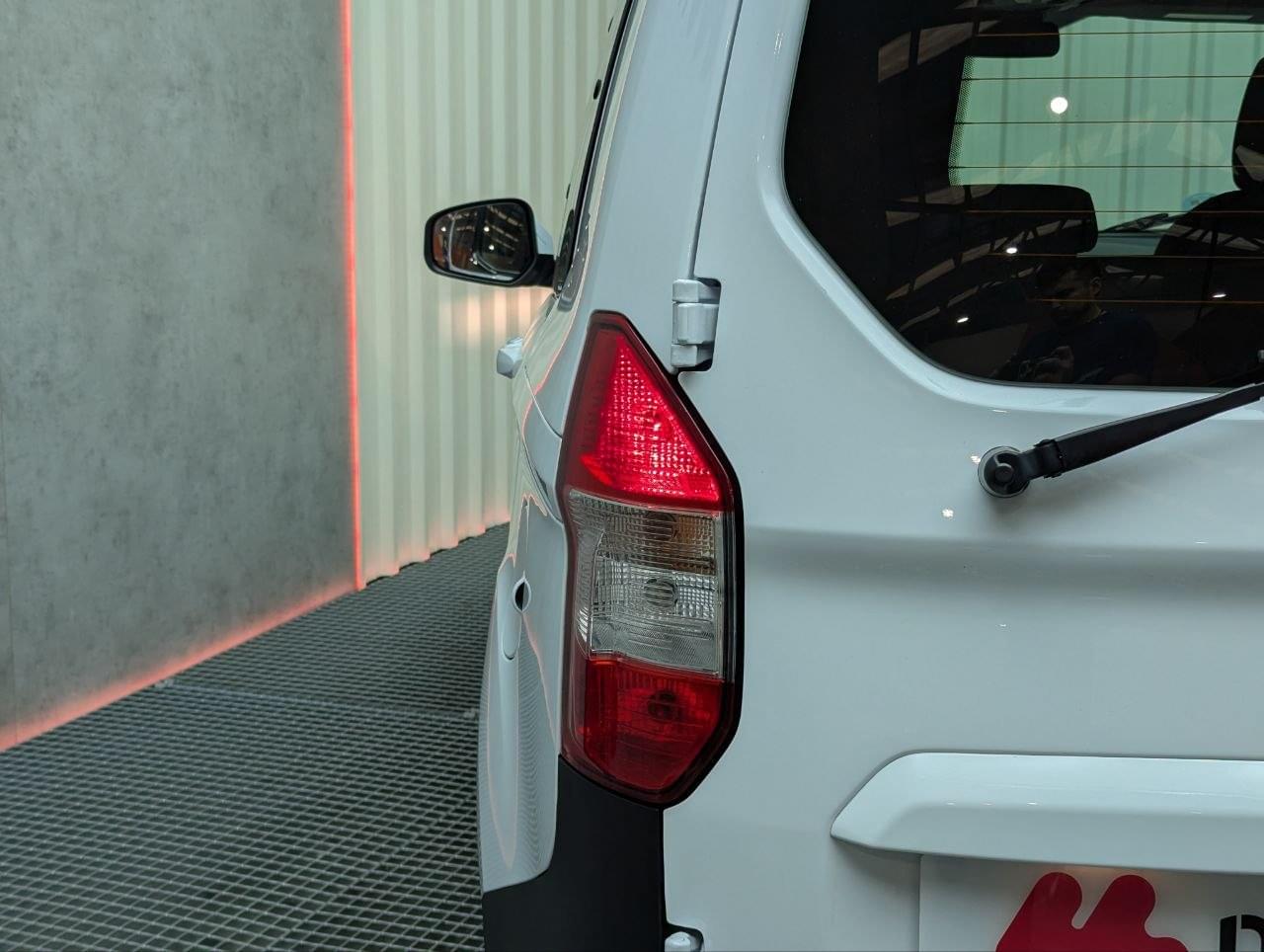 FORD TRANSIT COURIER COMBI TREND 1.5 TDCI 100CV 16 