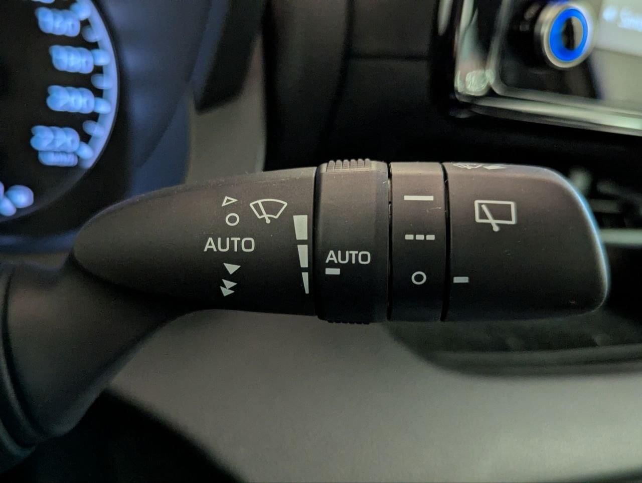 TOYOTA YARIS HIBRIDO 120H E-CVT 5P BUSINESS PLUS 34 