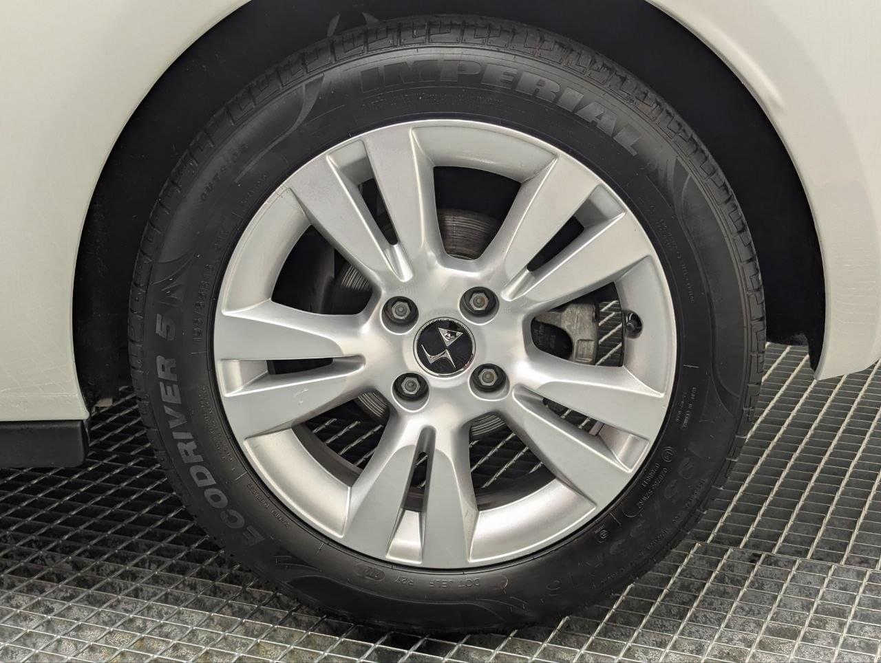 DS DS3 BLUE HDI SS DESIRE 1.6 100CV 10 
