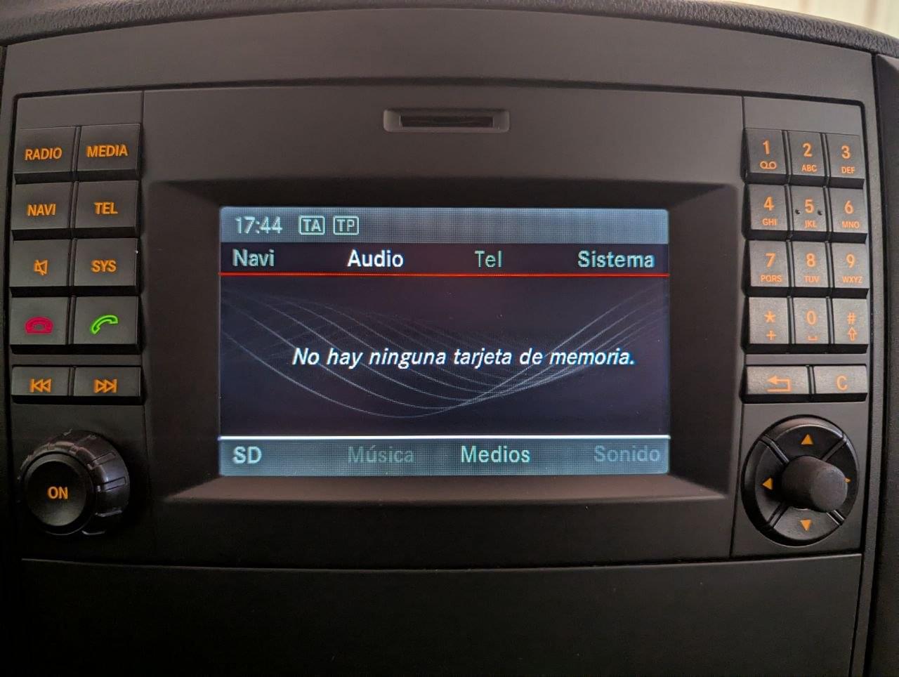 MERCEDES VITO 114 CDI FURGON LARGO 26 