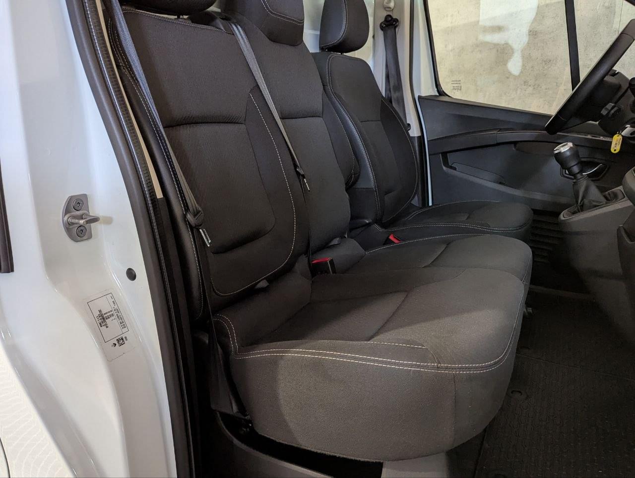 RENAULT TRAFIC FURGON 2.0 BLUE DCI 150CV L2H2 22 