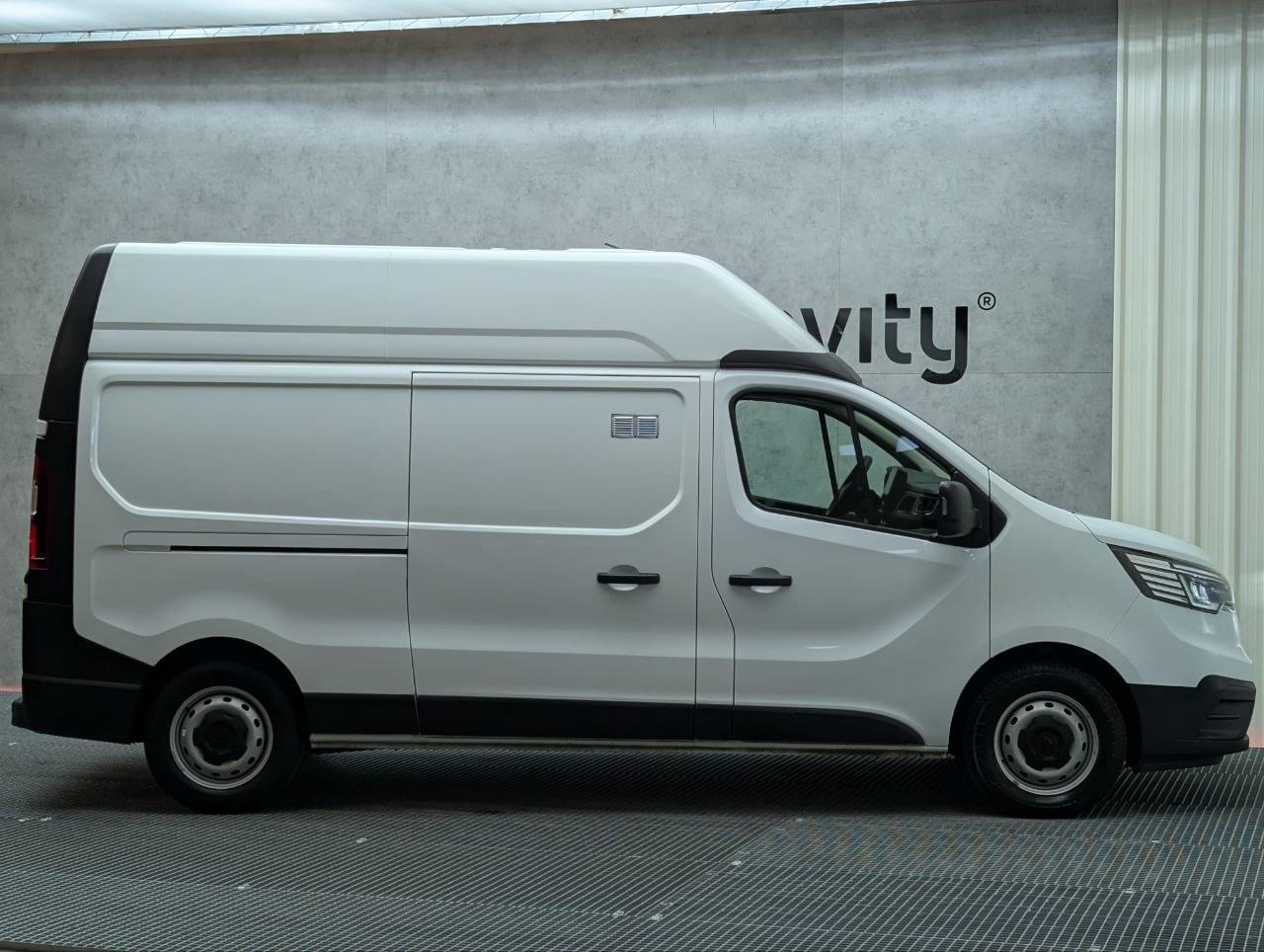 RENAULT TRAFIC FURGON 2.0 BLUE DCI 150CV L2H2 15 