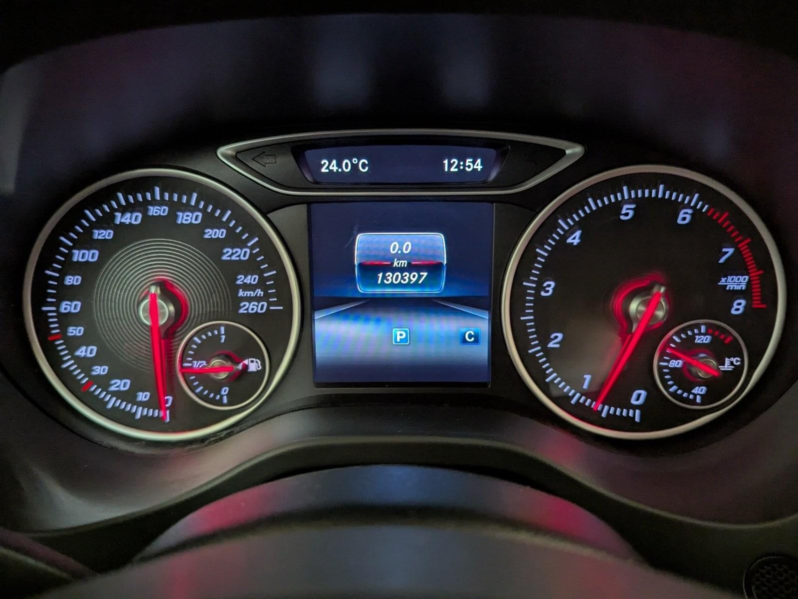 MERCEDES CLASE A A180 SPORT EDITION AMG 122CV 24 