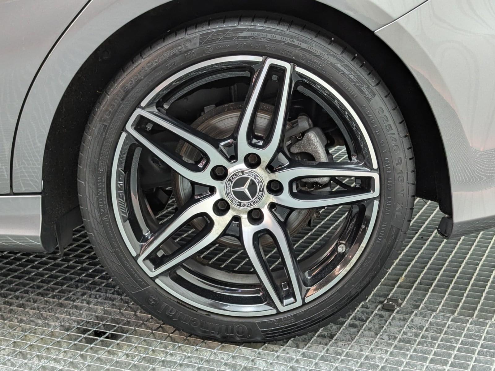 MERCEDES CLASE A A180 SPORT EDITION AMG 122CV 8 