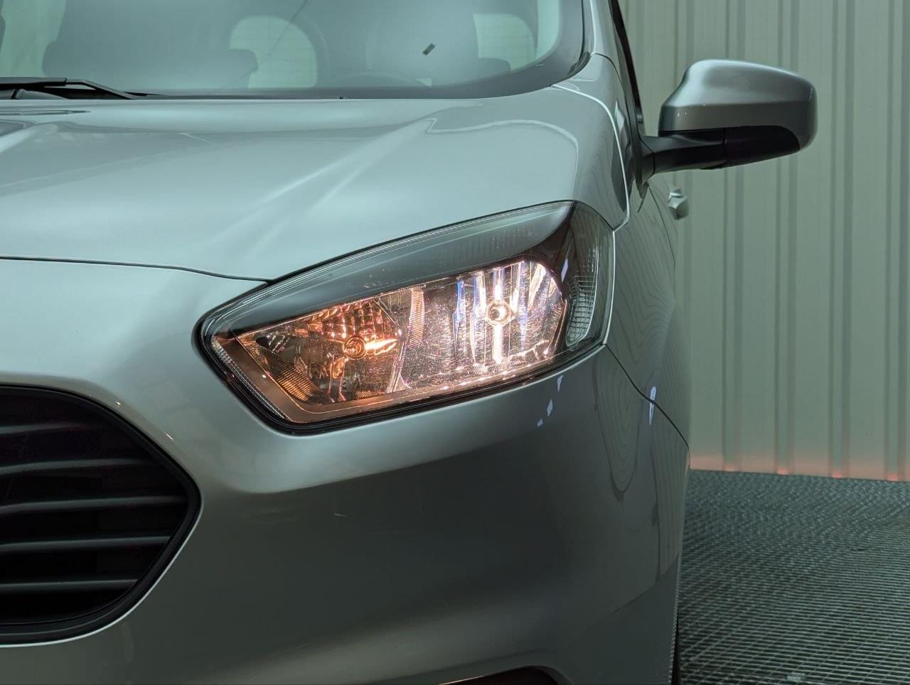 FORD TRANSIT COURIER COMBI TREND 1.5 TDCI 100CV 5