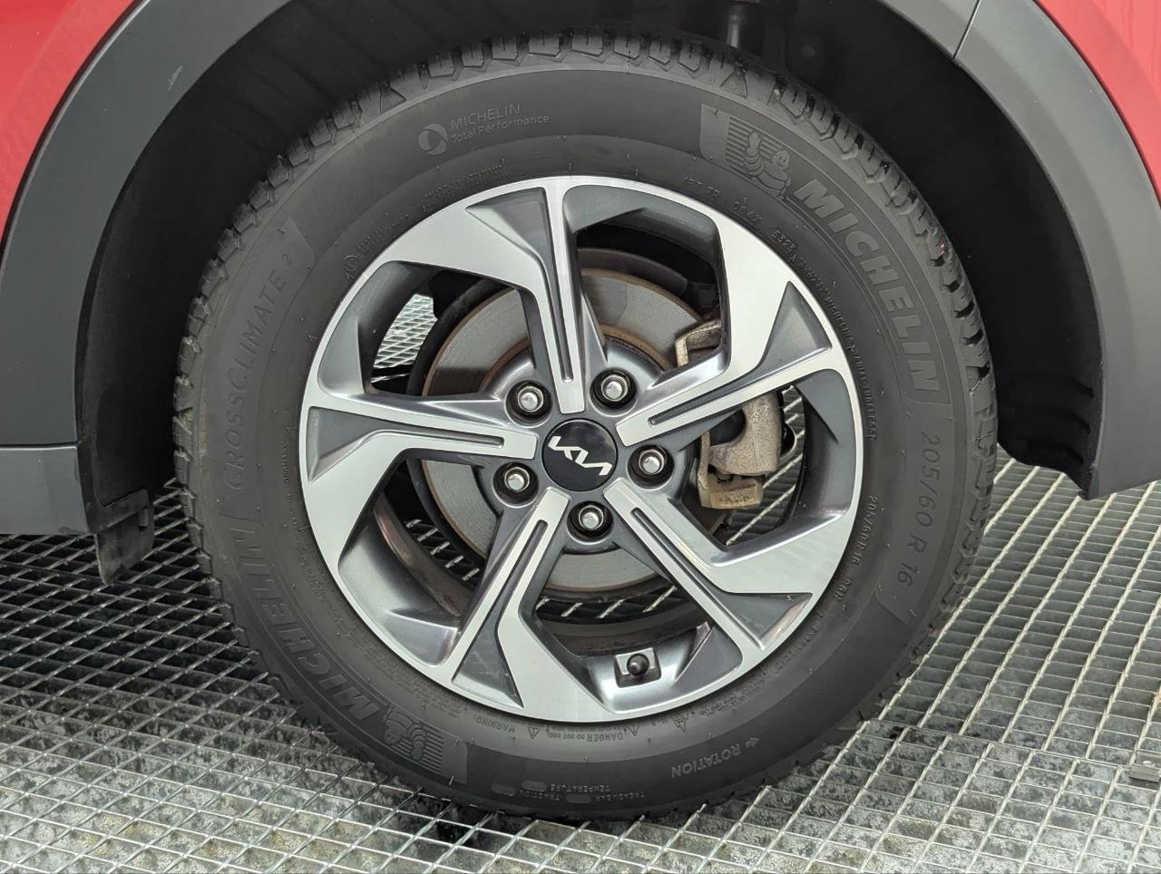 KIA XCEED 1.6 RDI 136 ISG MHEV EMOTION DCT7 10 