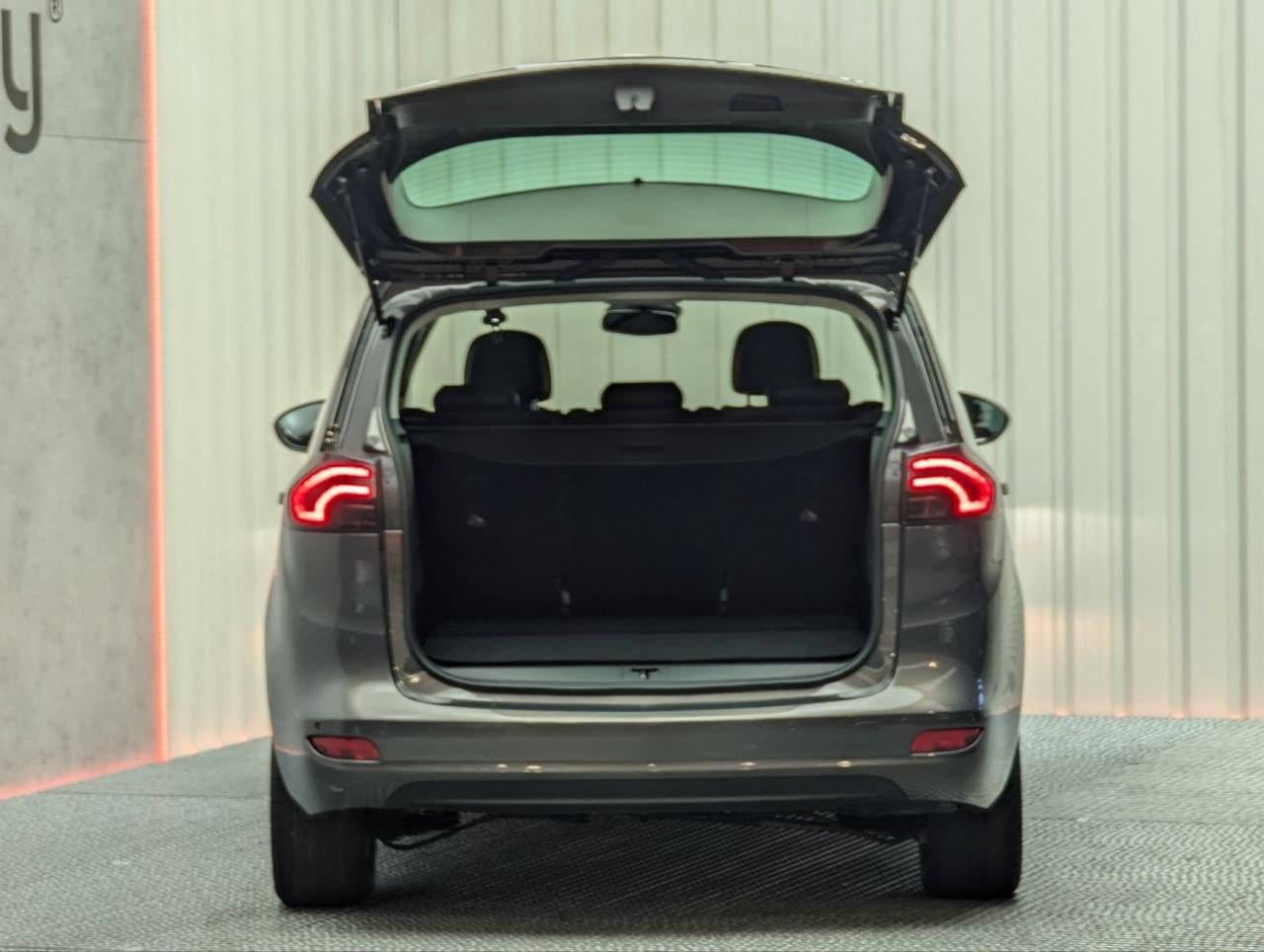 OPEL ZAFIRA TOURER 1.6 CDTI 136CV 7 PLAZAS 18 