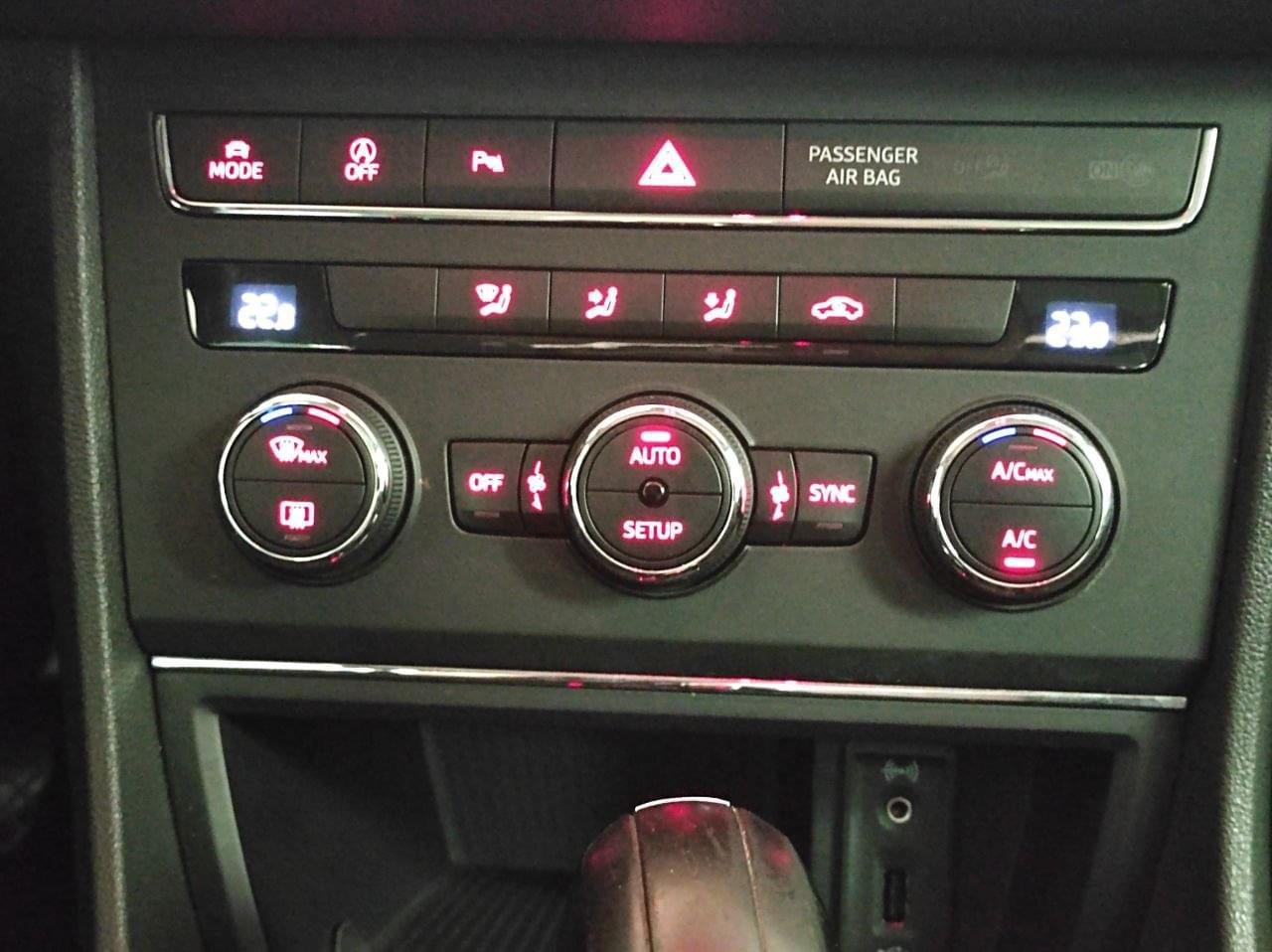 SEAT LEÓN 2.0 TDI 150CV ST FR DSG 28 