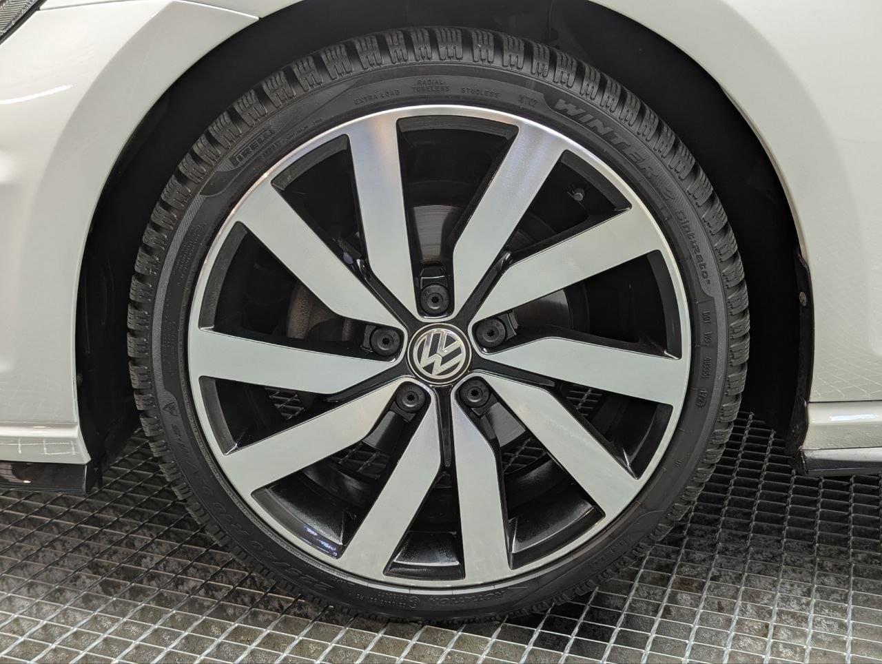 VOLKSWAGEN GOLF 2.0 TDI BMT 150 CV R-LINE VARIANT 9 