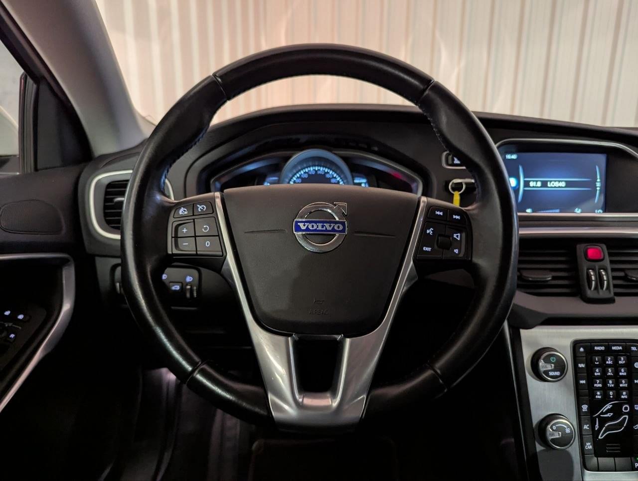 VOLVO V40 D2 116CV OCEAN RACE 24 