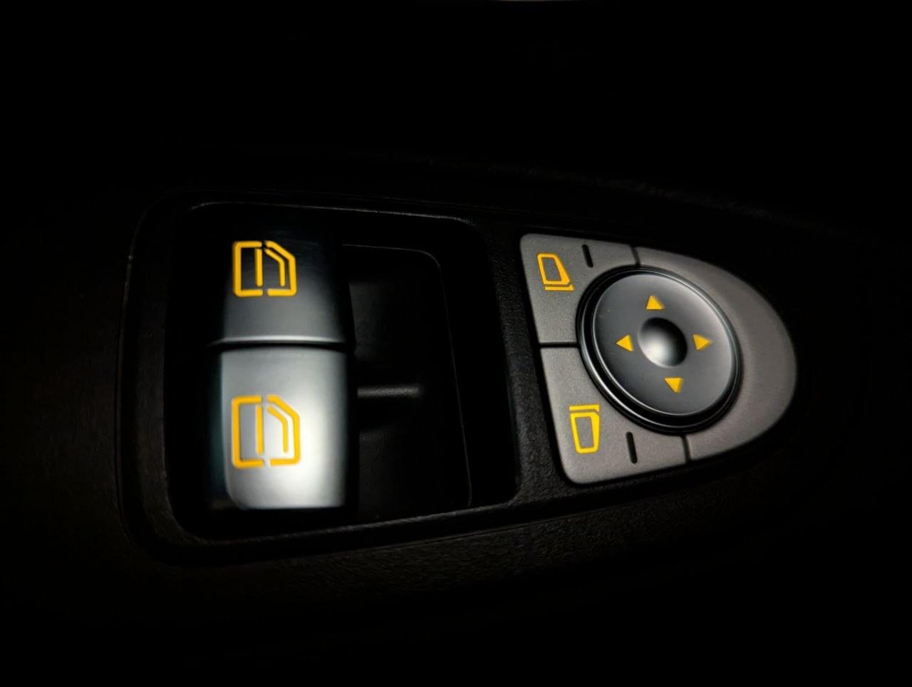 MERCEDES VITO FURGON 116CDI AUTOMATICO 37 