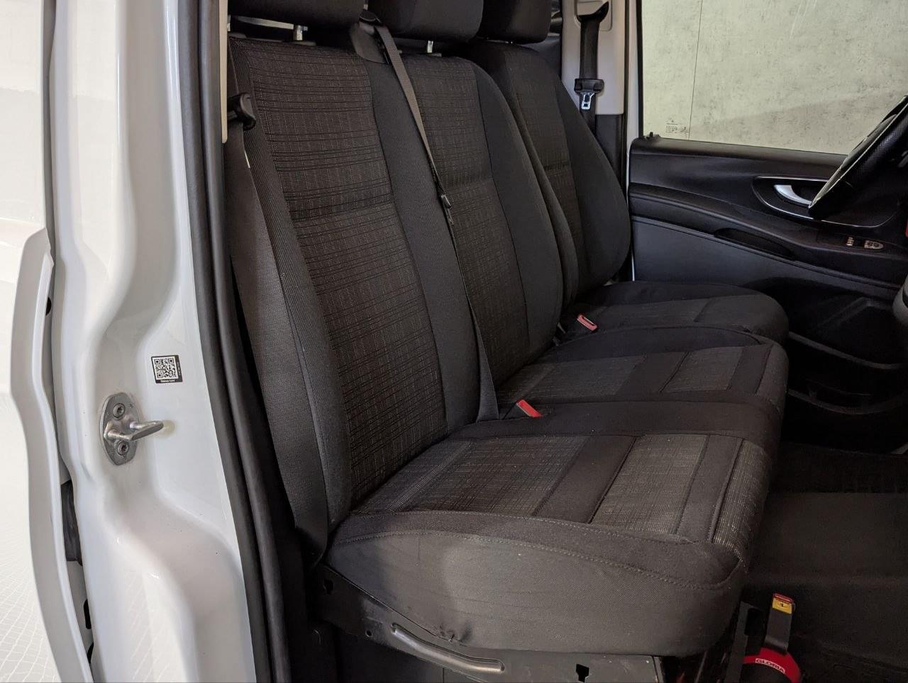 MERCEDES VITO FURGON 116CDI AUTOMATICO 22 